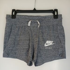 Nike Just Do It Drawstring Shorts With Pockets Gray Size Small